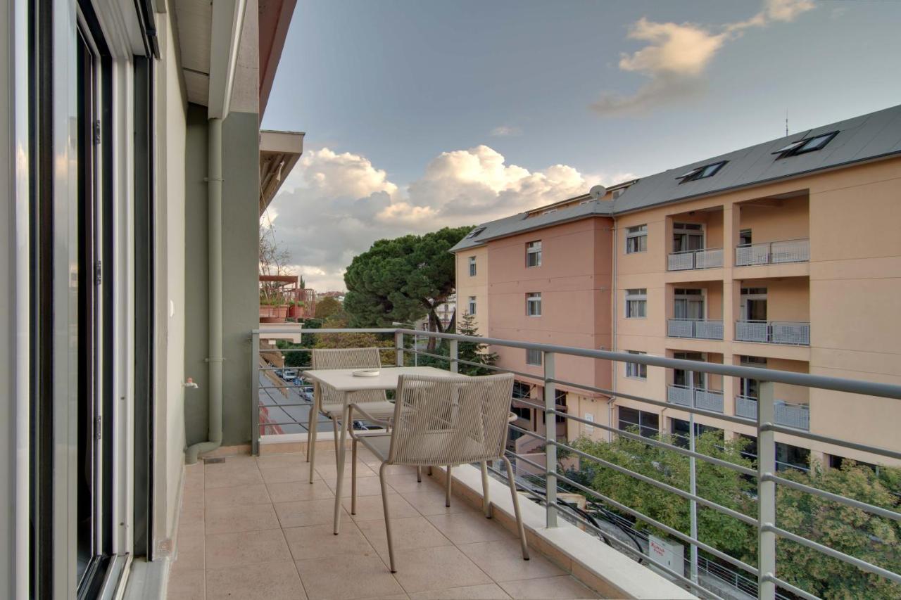 All Seasons Luxury Suites1 Janina Zewnętrze zdjęcie