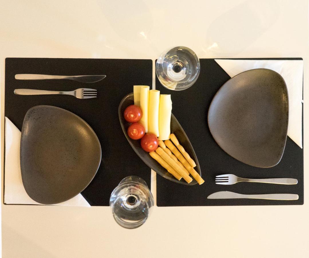 All Seasons Luxury Suites1 Janina Zewnętrze zdjęcie